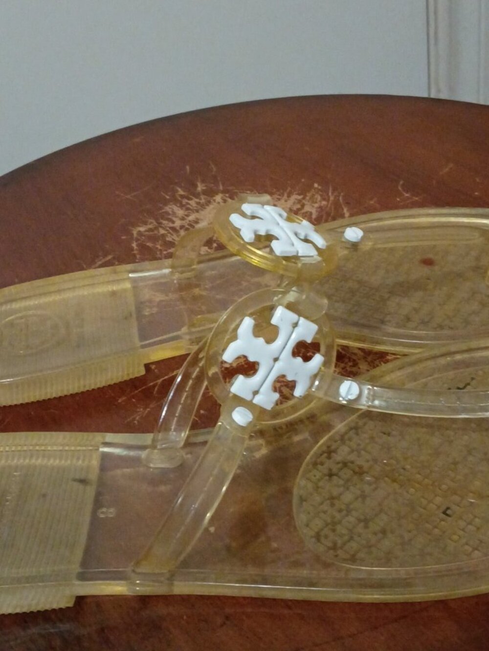 Tory Burch Women's Mini Miller Jelly Thong Sandal Clear & White - Size 8 - Picture 5 of 12